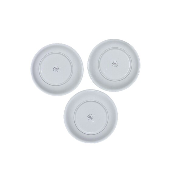 Three Nutcracker Bear Gibson Festive Christmas Tree 11 1/8" Yellow Dinner Plates - Picture 7 of 10